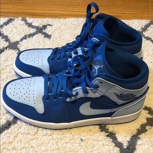 Size 9 Air Jordan 1 Retro Mid Blue Ice